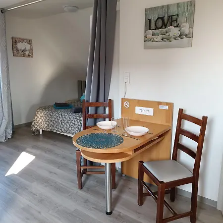 Au Fil Du Bonheur Climatise * Surbourg